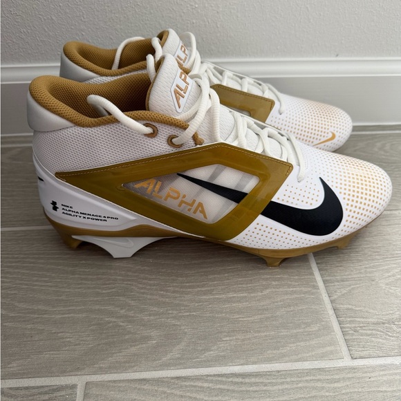 Nike Alpha Menace 4 Pro
Football Cleats Size 12.5 main image 7
